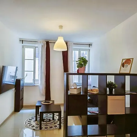 Apartman Le Cinq